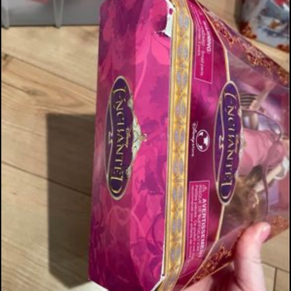 Disney 12” Princess Giselle - Picture 2 of 5